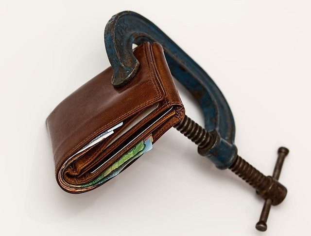 Wallet in a clamp